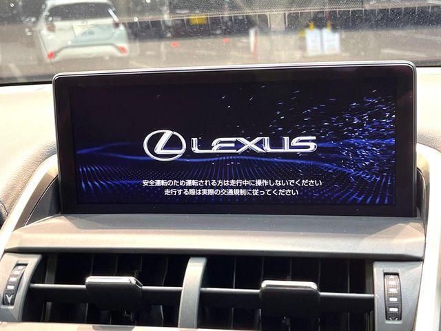 TOYOTA LEXUS NX300H 2018 Image 31