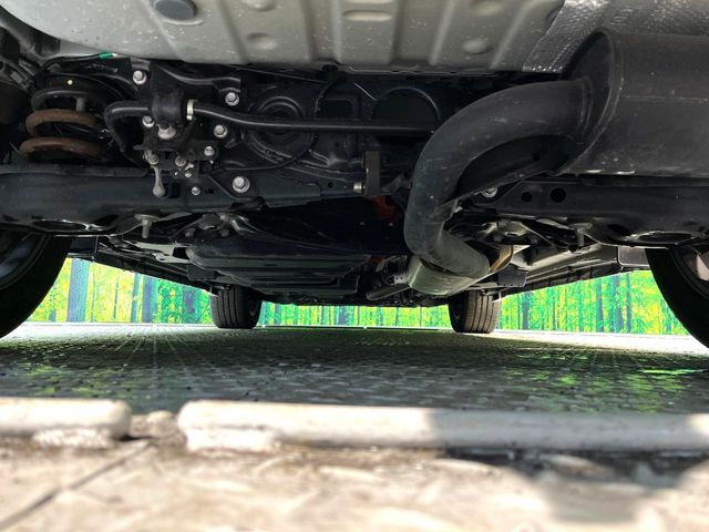 TOYOTA LEXUS NX300H 2018 Image 31