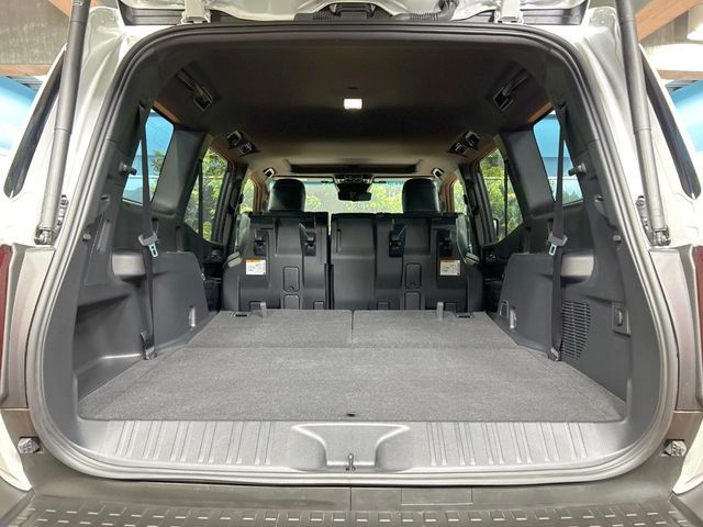 TOYOTA LANDCRUISER 250 2024 Image 31