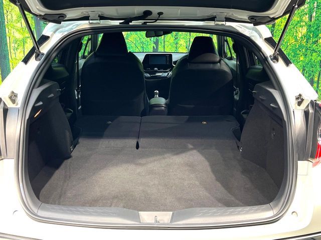 TOYOTA C-HR 2017 Image 31