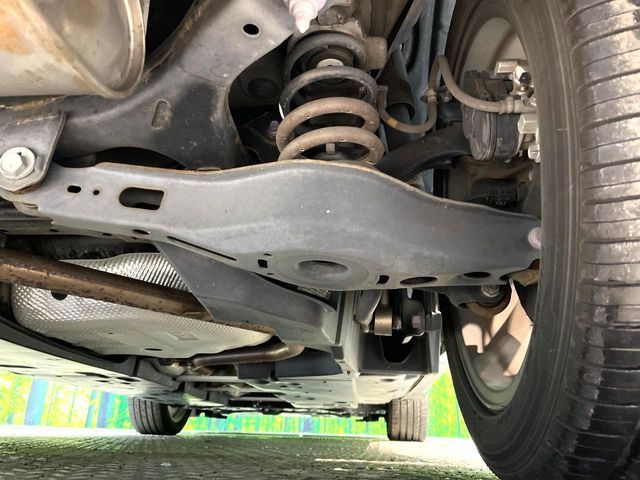 TOYOTA C-HR 2017 Image 31