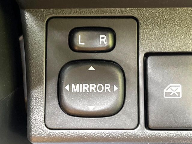 DAIHATSU COPEN 2018 Image 31