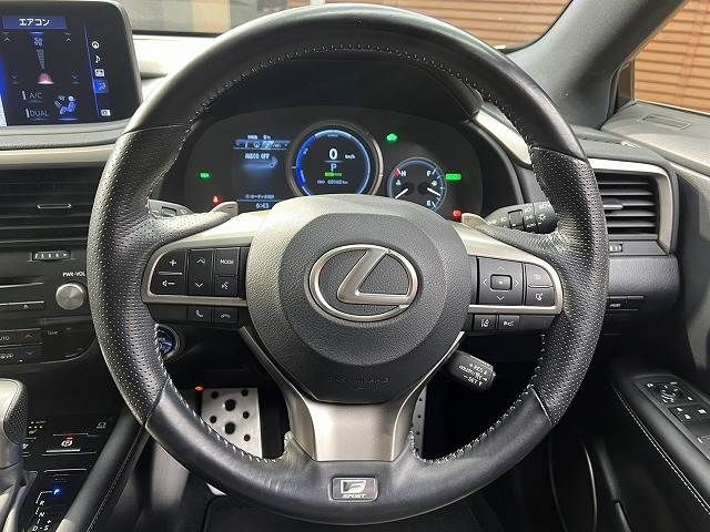 TOYOTA LEXUS RX450H 2WD 2020 Image 31