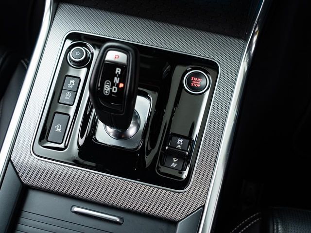 JAGUAR XESERIES 2021 Image 31