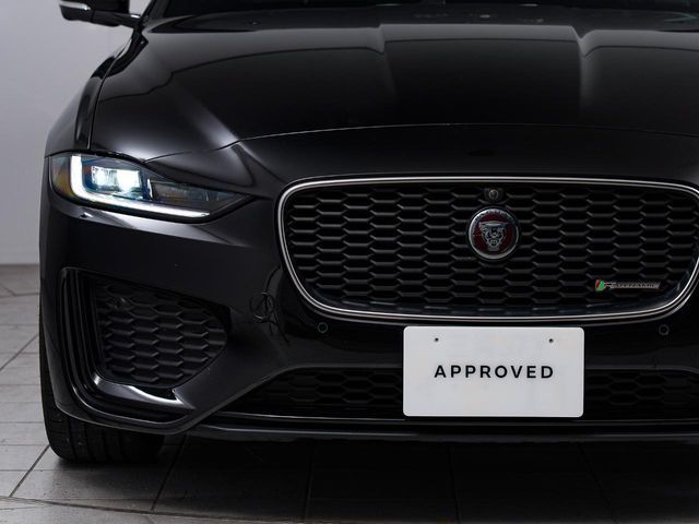 JAGUAR XESERIES 2021 Image 31