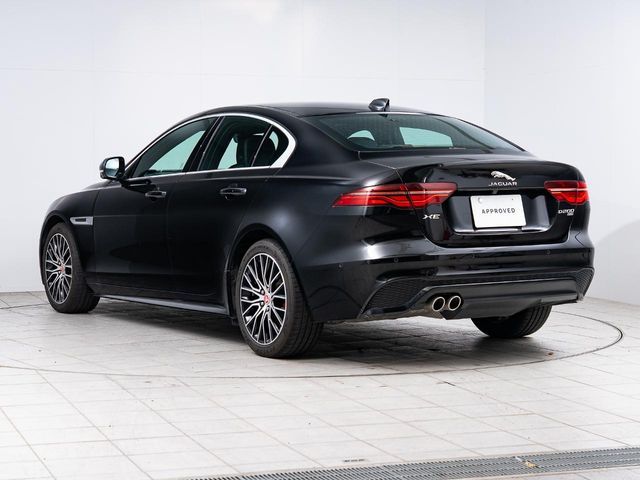 JAGUAR XESERIES 2021 Image 31