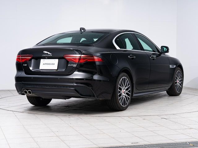 JAGUAR XESERIES 2021 Image 31