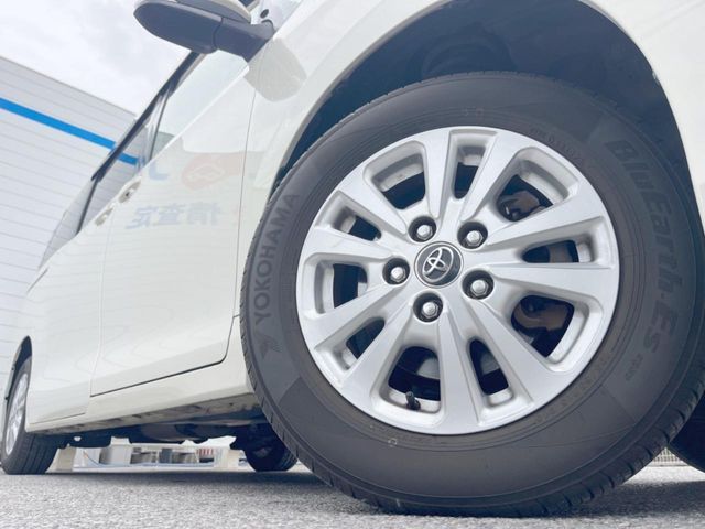 TOYOTA NOAH 2018 Image 31