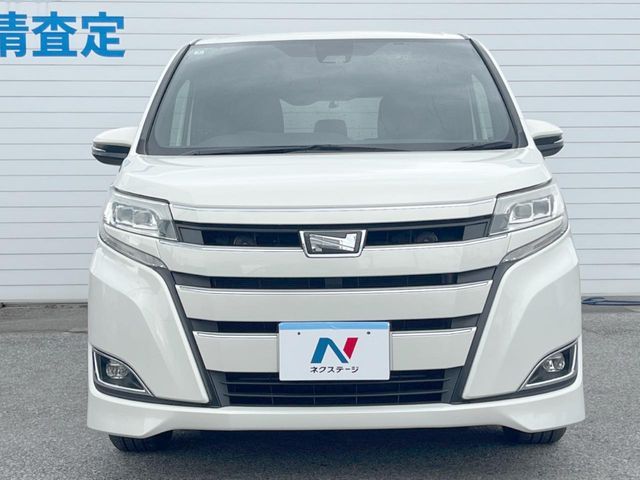 TOYOTA NOAH 2018 Image 31
