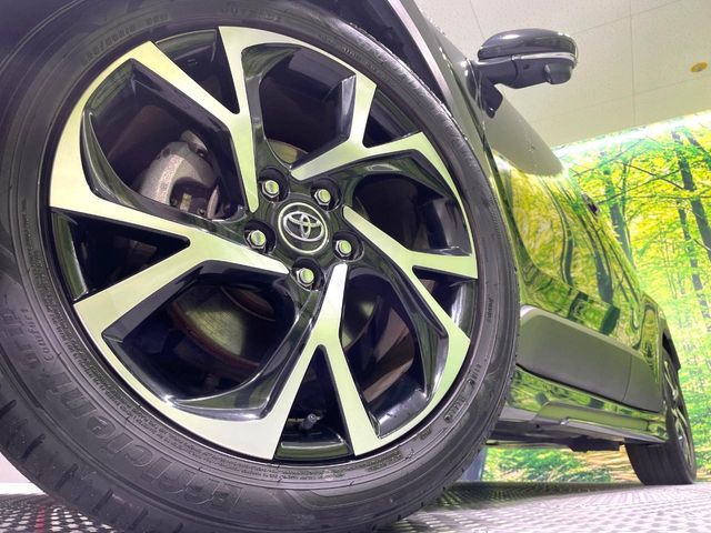 TOYOTA C-HR 2018 Image 31