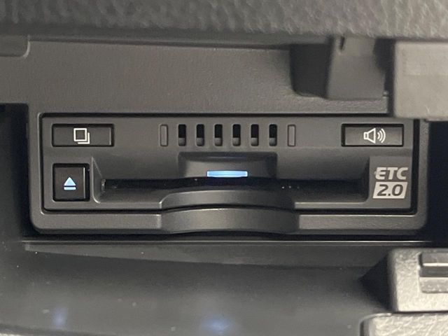 TOYOTA LEXUS ES300H 2019 Image 31