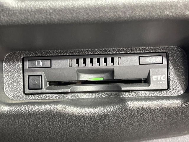 TOYOTA HIACE VAN 2WD 2024 Image 31