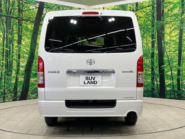 TOYOTA HIACE VAN 2WD 2024 Image 31
