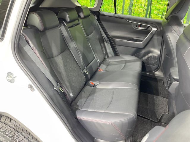 TOYOTA RAV4 4WD 2023 Image 31