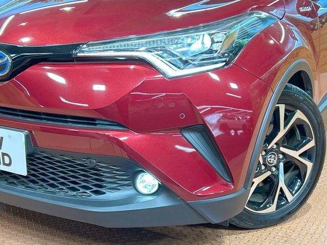 TOYOTA C-HR 2017 Image 31