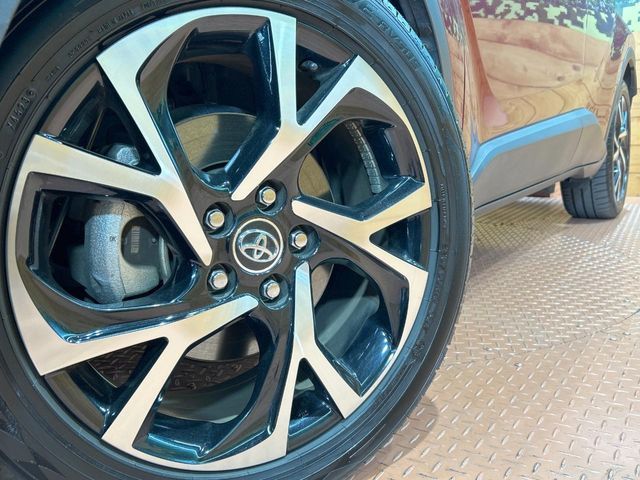 TOYOTA C-HR 2017 Image 31