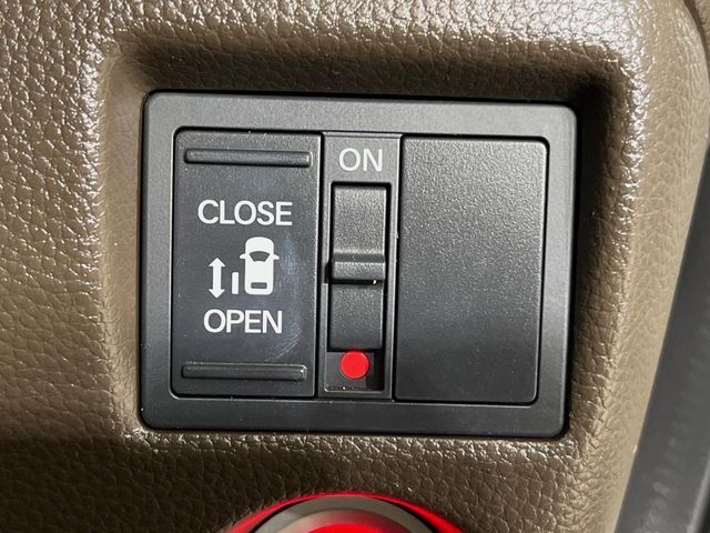 HONDA N BOX 2021 Image 31