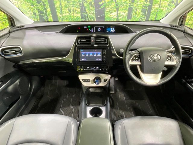 TOYOTA PRIUS 2016 Image 31