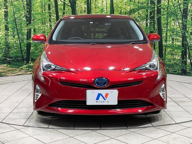 TOYOTA PRIUS 2016 Image 31