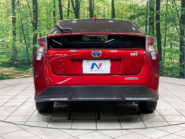 TOYOTA PRIUS 2016 Image 31