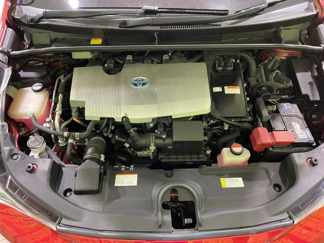 TOYOTA PRIUS 2016 Image 31