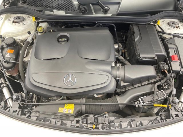 MERCEDES BENZ CLA CL 2017 Image 31