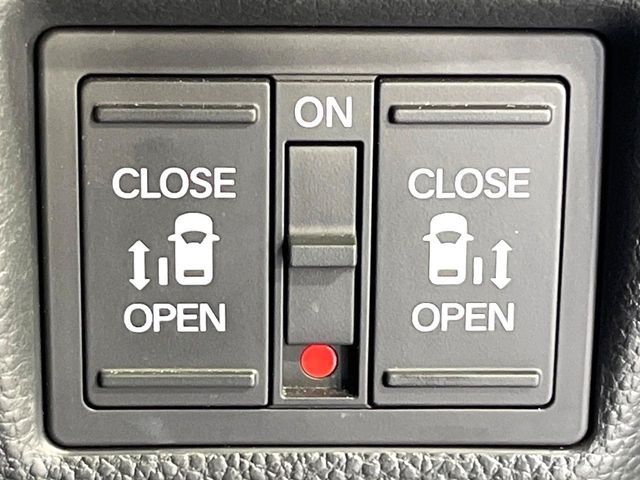 HONDA N BOX CUSTOM 2019 Image 31