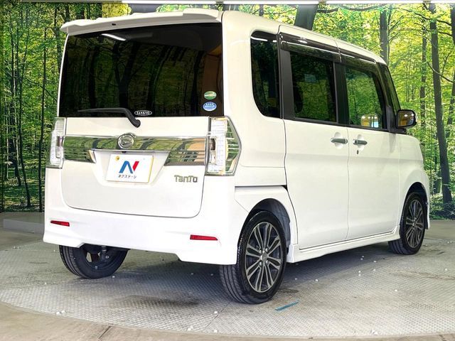 DAIHATSU TANTO CUSTOM 2015 Image 31