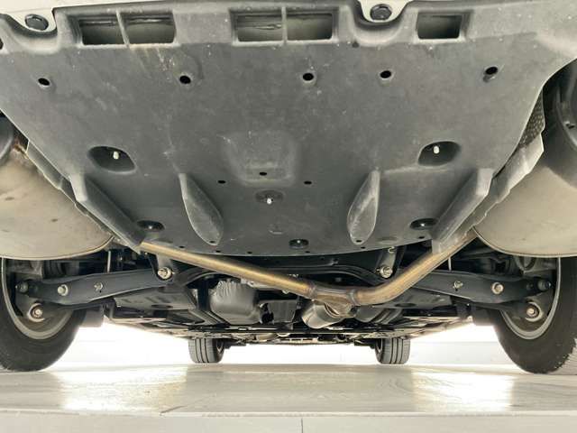 TOYOTA CROWN SEDAN HYBRID 2017 Image 31