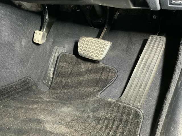 TOYOTA CROWN SEDAN HYBRID 2017 Image 31