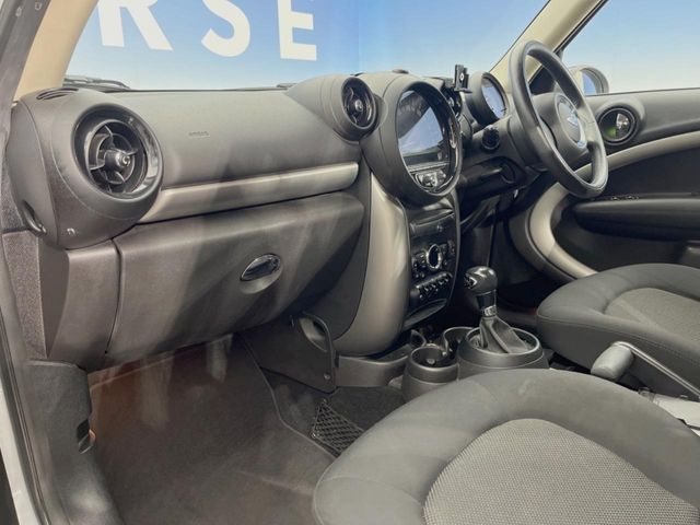 BMW MINI COOPER D CR 2015 Image 31