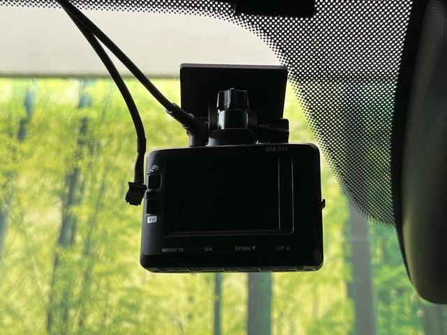 MAZDA DEMIO 2016 Image 31