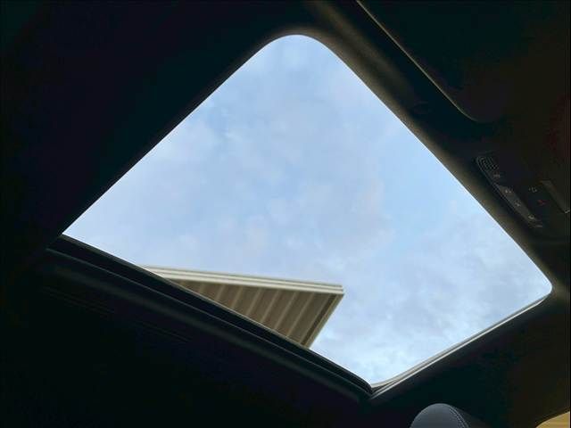 MERCEDES BENZ GLC CL 2019 Image 31