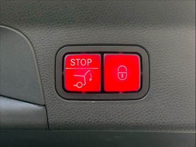 MERCEDES BENZ GLC CL 2019 Image 31