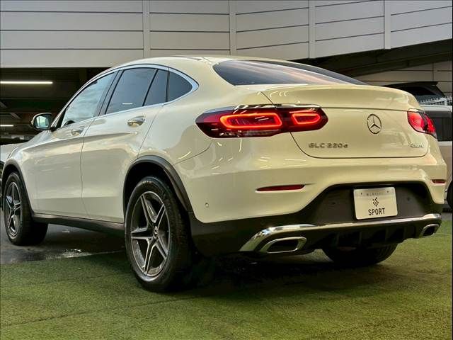 MERCEDES BENZ GLC CL 2019 Image 31