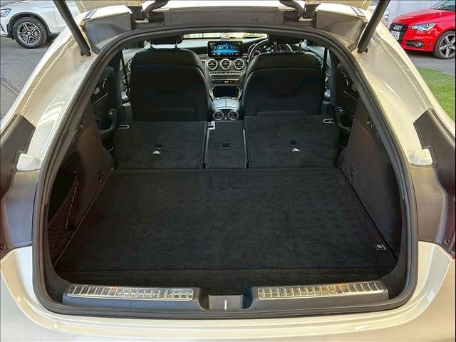 MERCEDES BENZ GLC CL 2019 Image 31