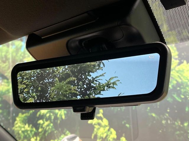 TOYOTA HIACE VAN 2WD 2025 Image 31