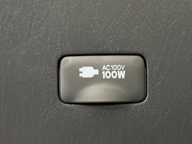 TOYOTA HIACE VAN 2WD 2025 Image 31