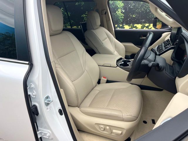 TOYOTA LANDCRUISER WAGON 2023 Image 31