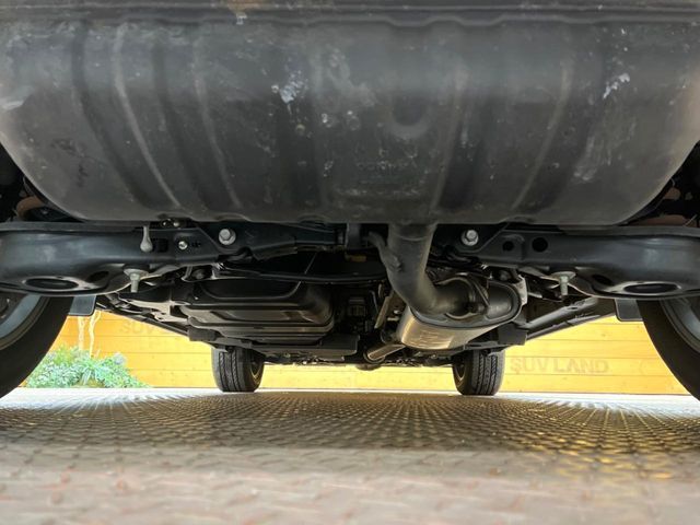 TOYOTA LEXUS NX300 2019 Image 31