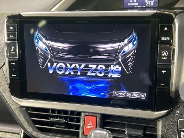 TOYOTA VOXY 2018 Image 31