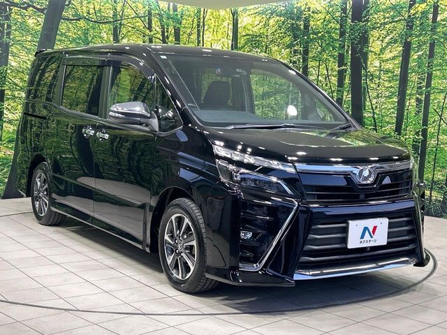 TOYOTA VOXY 2018 Image 31