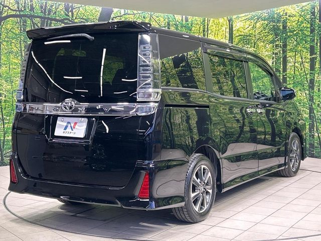 TOYOTA VOXY 2018 Image 31