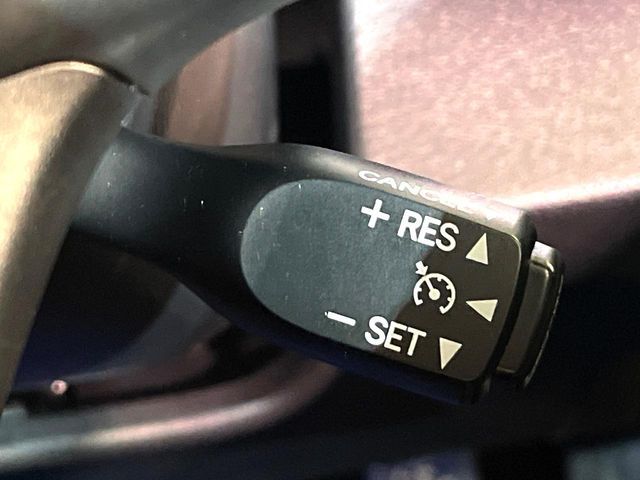 TOYOTA CAMRY HYBRID 2015 Image 31