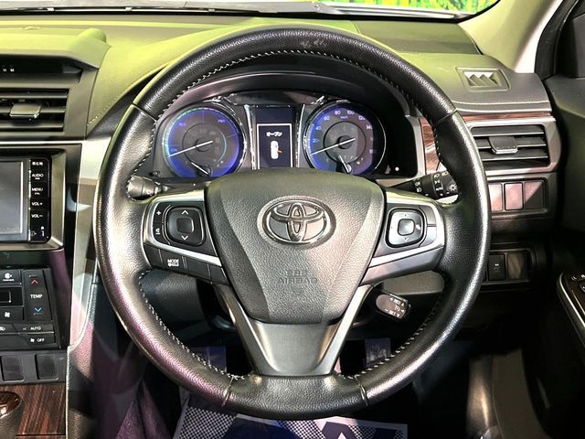 TOYOTA CAMRY HYBRID 2015 Image 31
