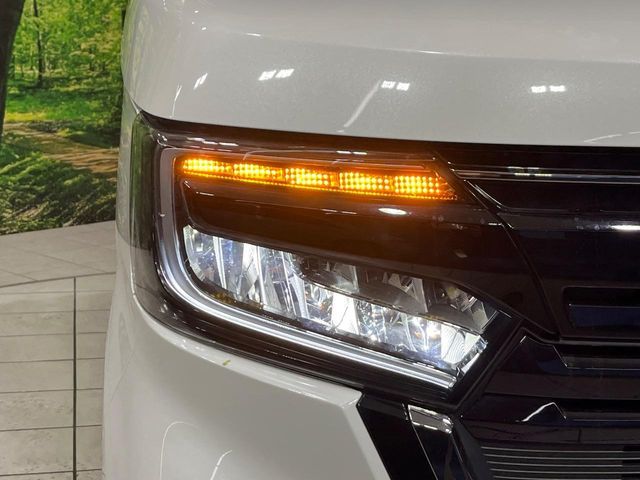 HONDA N BOX CUSTOM 4WD 2022 Image 31