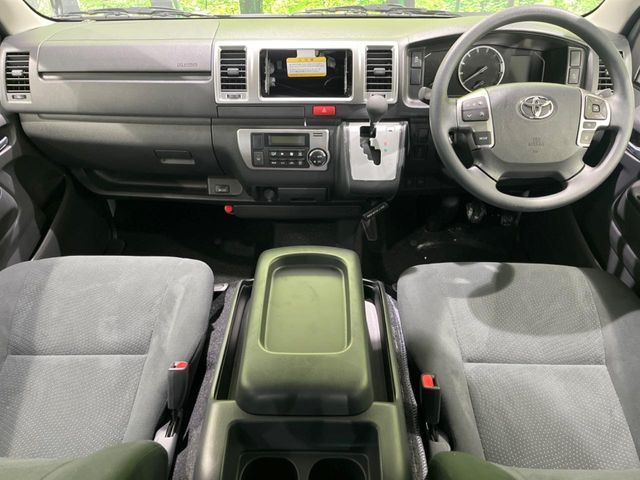 TOYOTA HIACE VAN 4WD 2026 Image 31