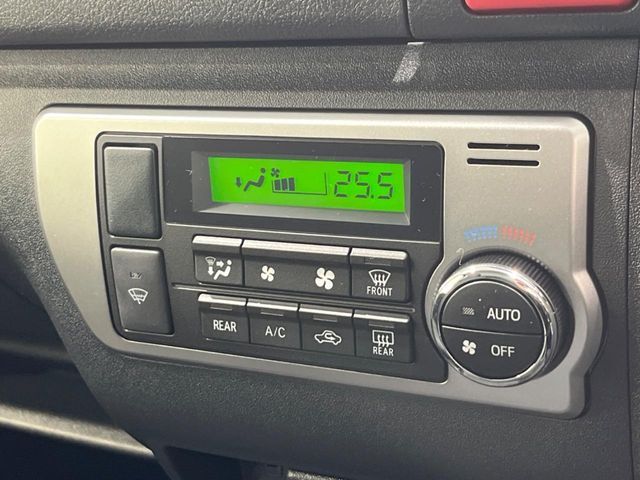 TOYOTA HIACE VAN 4WD 2026 Image 31