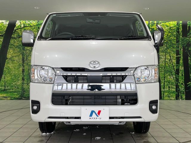 TOYOTA HIACE VAN 4WD 2026 Image 31