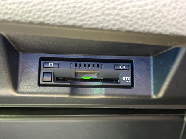 TOYOTA HARRIER 2WD 2017 Image 31